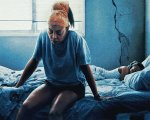 STRAW - Senza uscita, la recensione: una madre disperata in un thriller improbabile