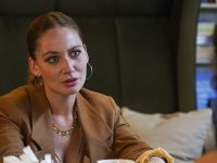 Tradimento, anticipazioni 9 giugno: scatta il bacio tra Ipek e Oltan