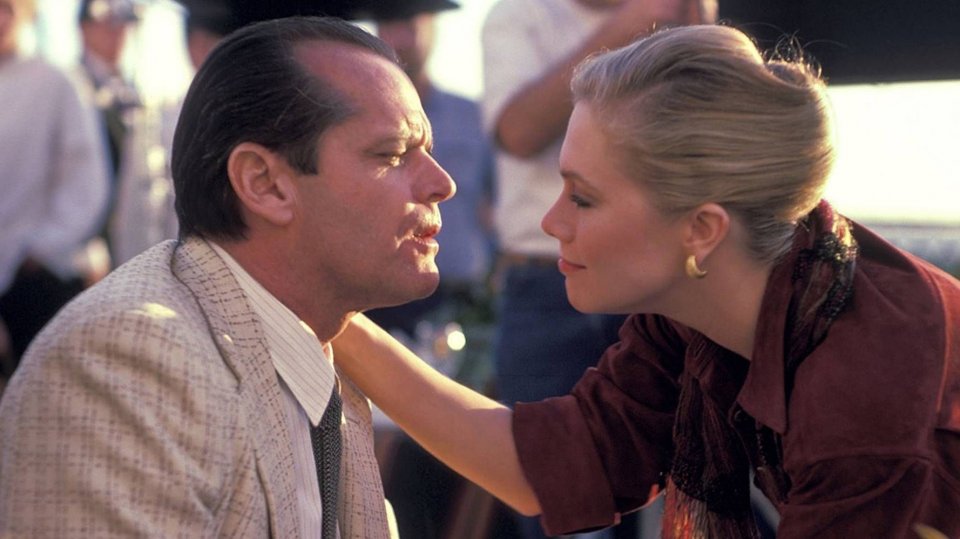 L'onore dei Prizzi: Jack Nicholson e Kathleen Turner in una scena del film