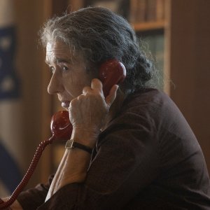 Golda: Helen Mirren al telefono