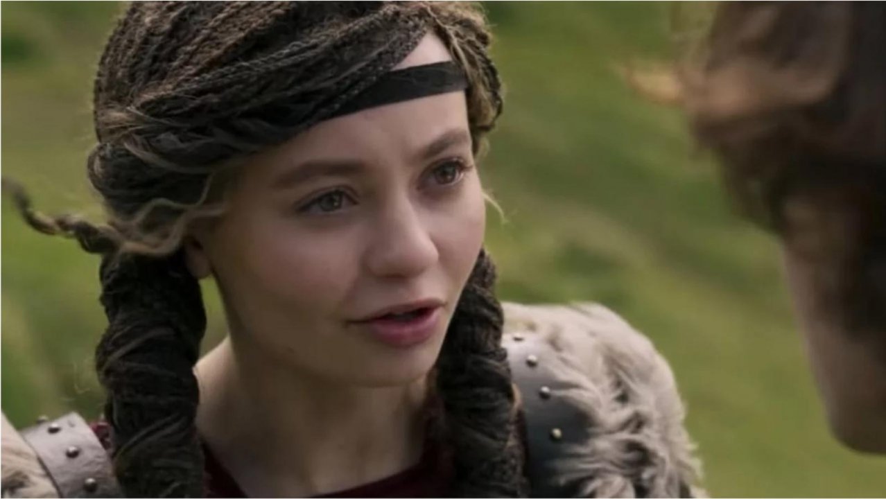 Dragon Trainer, l'interprete di Astrid sulle critiche "Non vi piacciono i miei capelli? Non mi interessa"