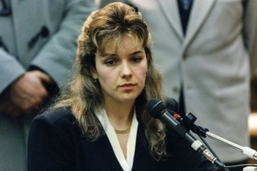Eva Mikula