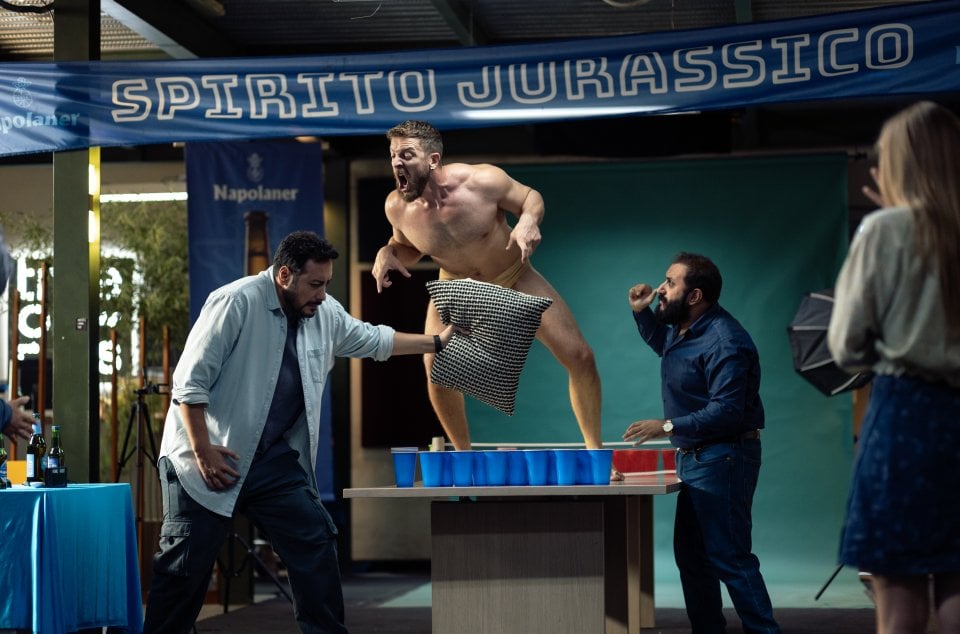 Pesci Piccoli Maurizio Merluzzo Scena Seconda Stagione Serie Tv Prime Video