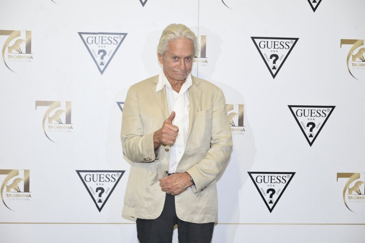 michael douglas trump mi vergogno di lui con l oscar per wall street sono uscito dall ombra di mio padre