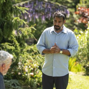 L'estate dei segreti perduti. Un confronto tra i personaggi della serie.