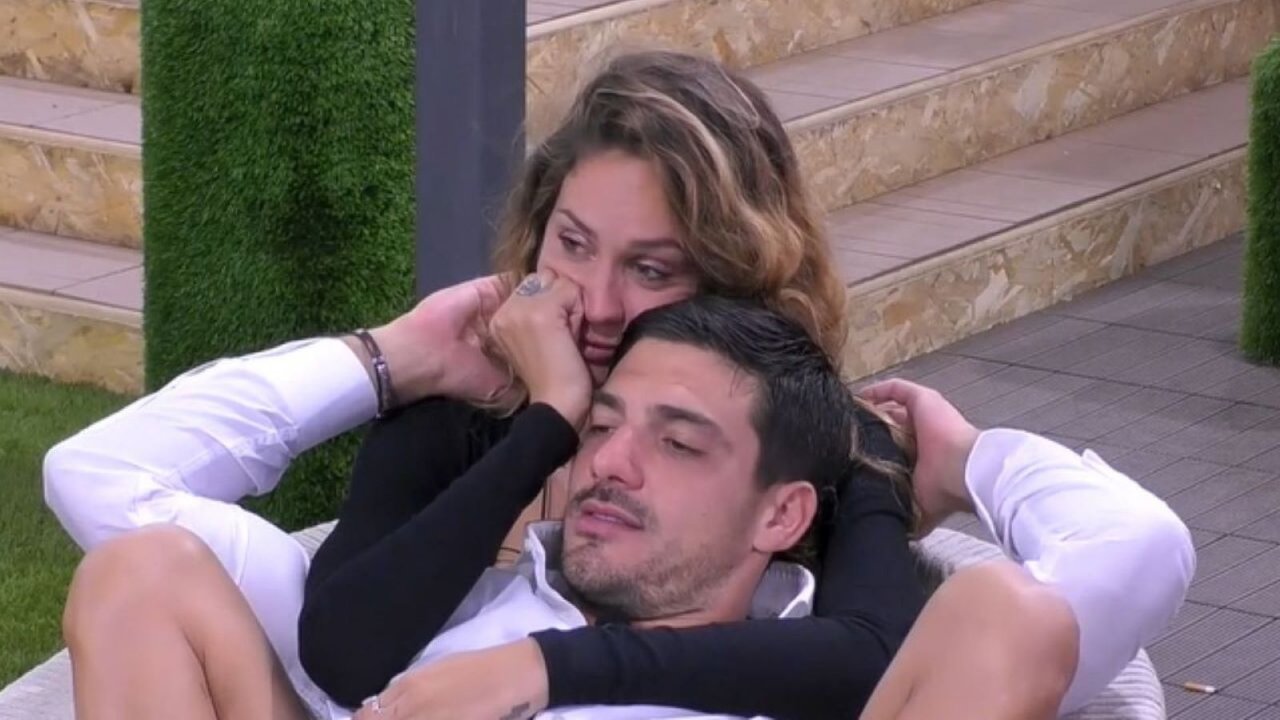 Lorenzo ed Helena nella prima settimana del Grande Fratello