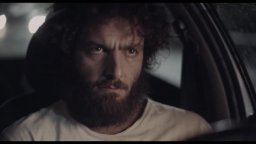 Buonanotte a Teheran - Critical Zone - Trailer Italiano ufficiale del film di Ali Ahmadzadeh