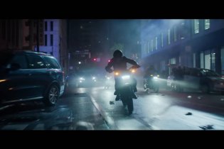 The Naked Gun - Trailer del reboot con Liam Neeson e Pamela Anderson