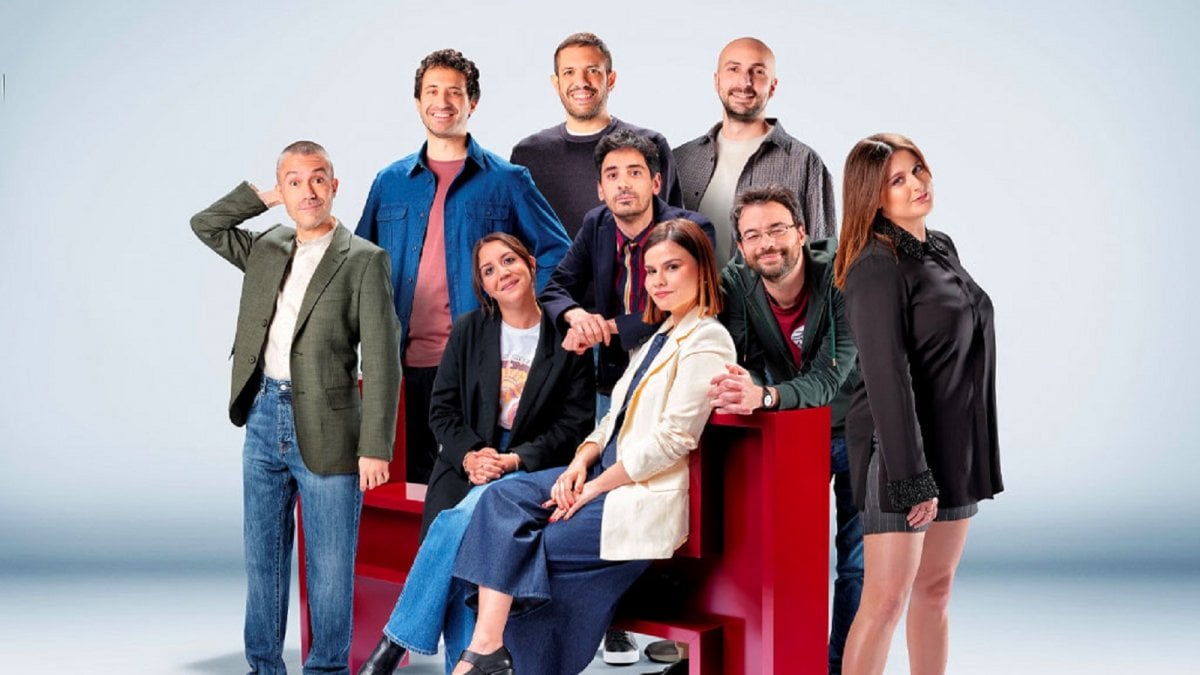 In&Out Niente di serio, stasera la prima puntata su Tv8 con Alessandro Borghi e Pietro Sermonti