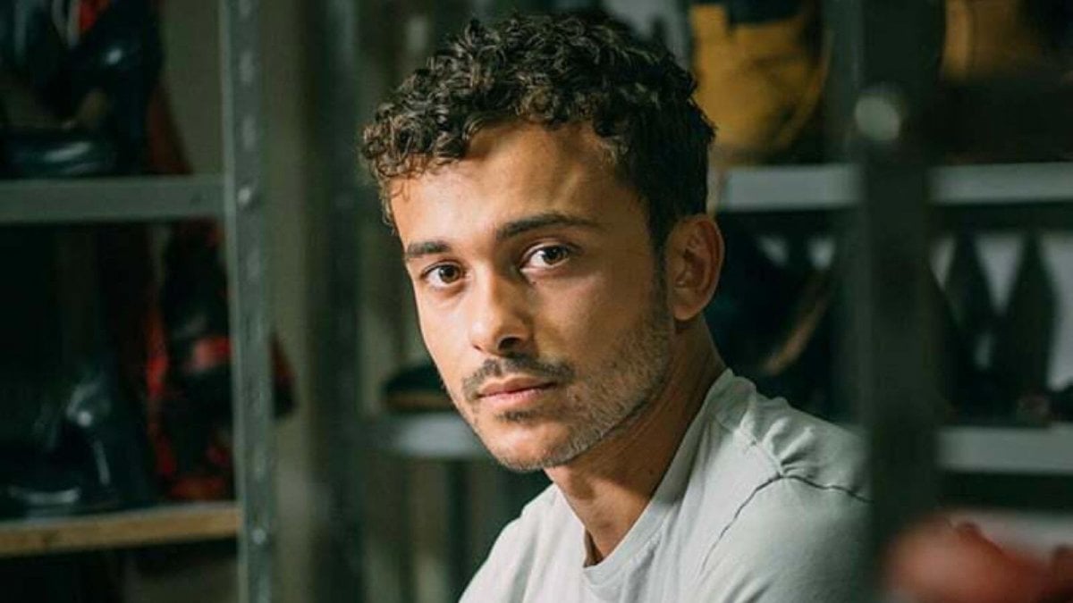 la casa dei misteri stasera su rai 2 la trama e il cast degli ultimi due episodi della miniserie thriller