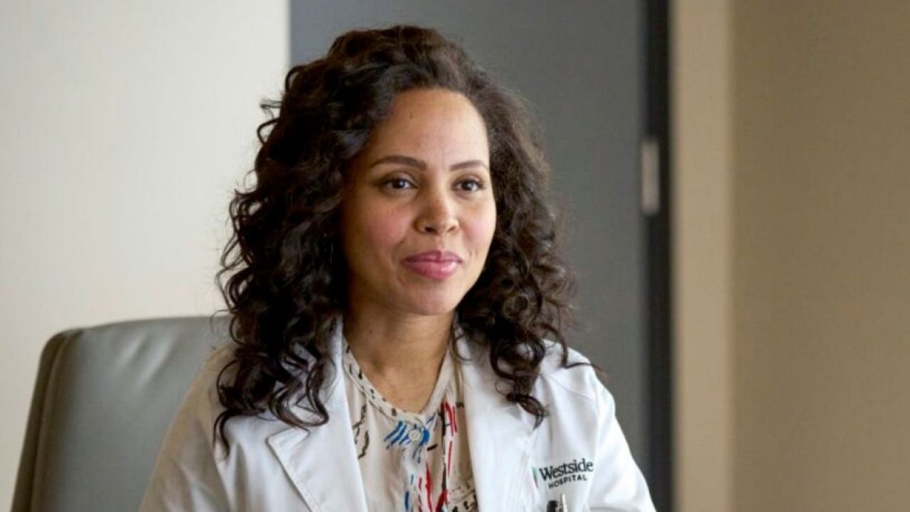 Gina Walker, interpretata da Amirah Vann