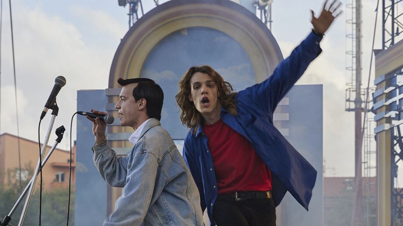 Hanno ucciso l'Uomo Ragno - La leggendaria storia degli 883