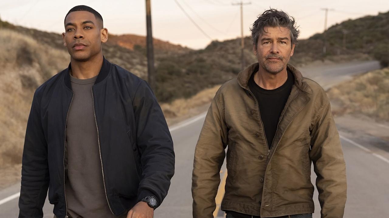 I protagonisti di Lanterns Aaron Pierre e Kyle Chandler