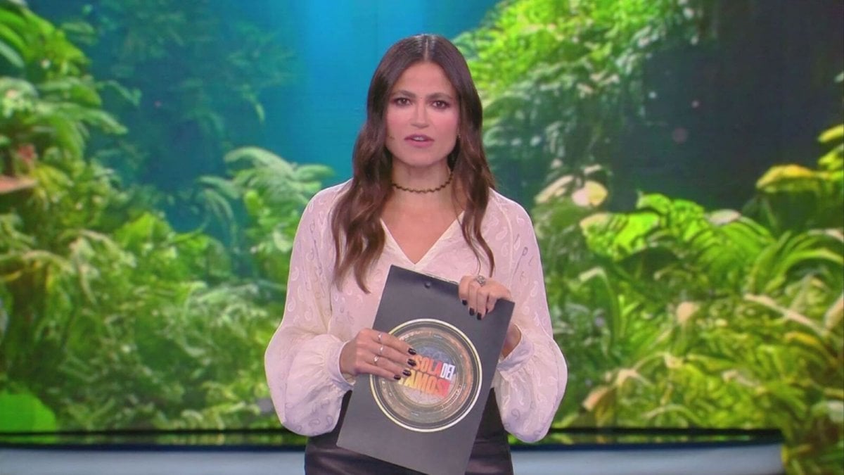 L’Isola dei Famosi, anticipazioni, ospiti e sondaggi del 18 giugno: chi sarà eliminato? L’Isola dei Famosi, anticipazioni, ospiti e sondaggi del 18 giugno: chi sarà eliminato?