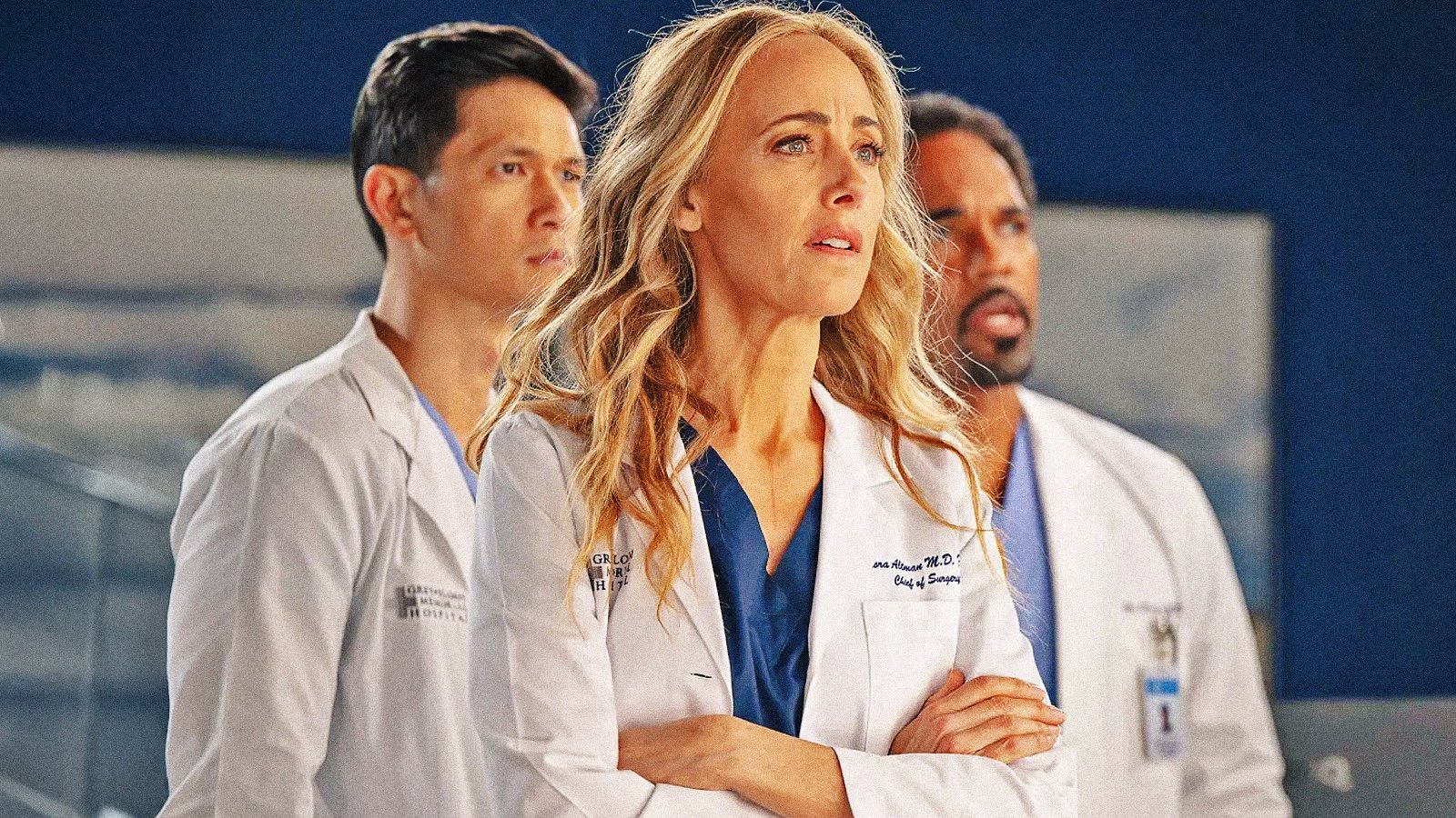 I protagonisti in una scena del finale di Grey's Anatomy 21.