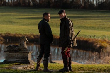 Mobland Tom Hardy Pierce Brosnan Scena Serie Tv Paramount Plus