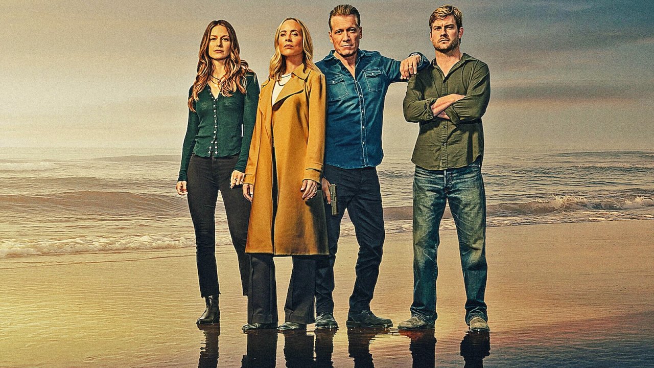 Holt McCallany e Maria Bello con gli occhiali da sole