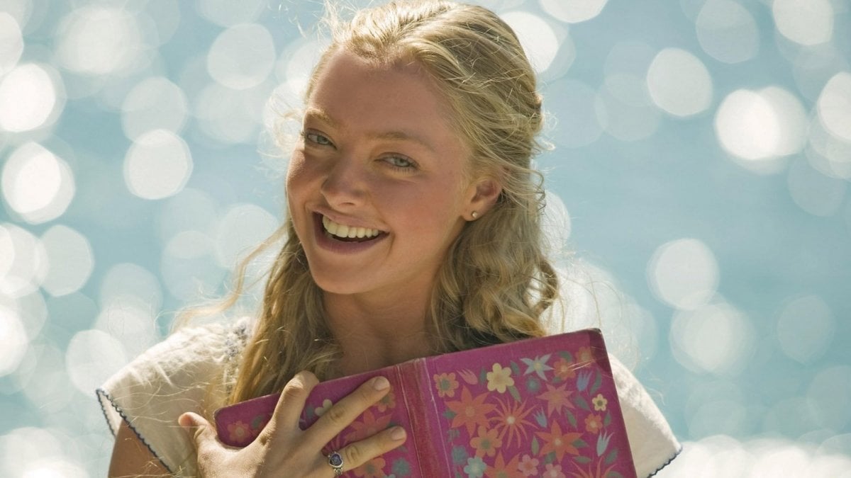 amanda seyfried pronta per mamma mia 3 odio i sequel ma questo lo farei subito