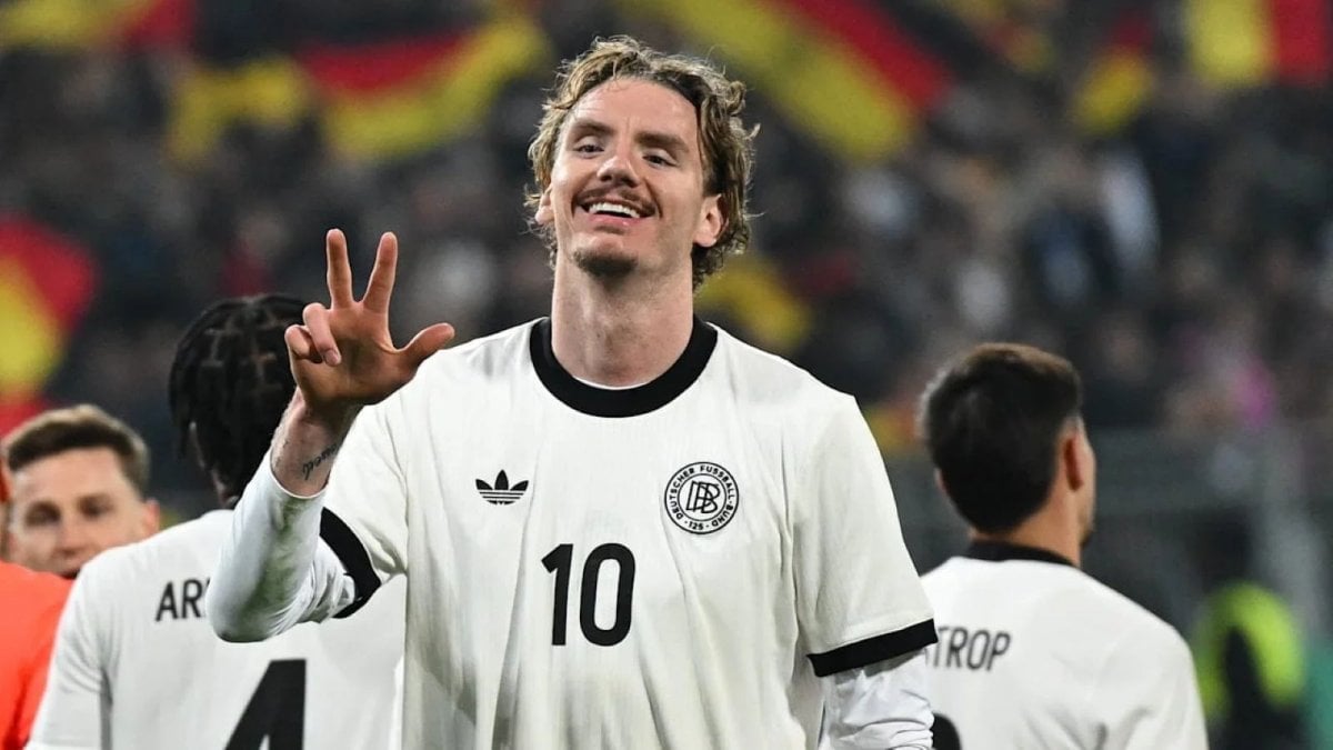 Italia Germania Under 21 stasera in chiaro su Rai 1: orario, formazioni e dove vederla anche in streaming Italia Germania Under 21 stasera in chiaro su Rai 1: orario, formazioni e dove vederla anche in streaming