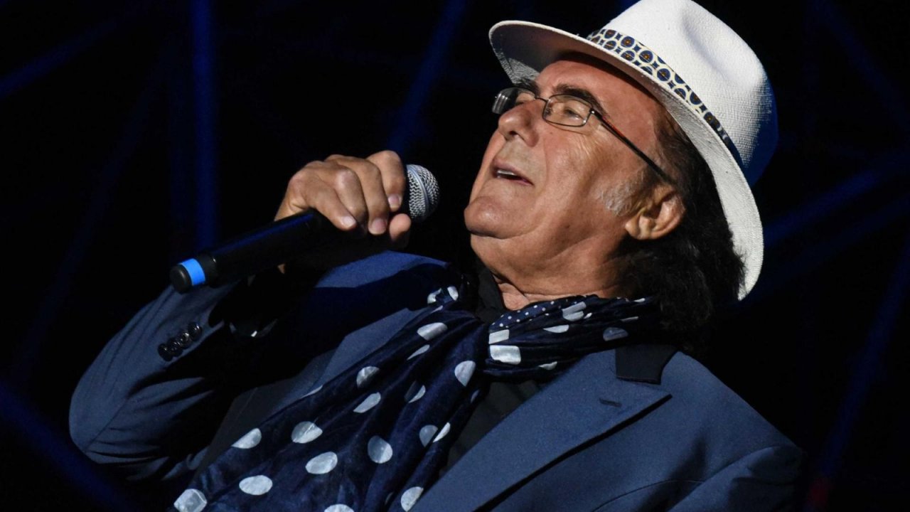 Al Bano durante un'esibizione