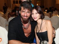 Chi è Sara Bluma, la nuova fidanzata di Can Yaman vista sul red carpet dell'Italian Global Series Festival