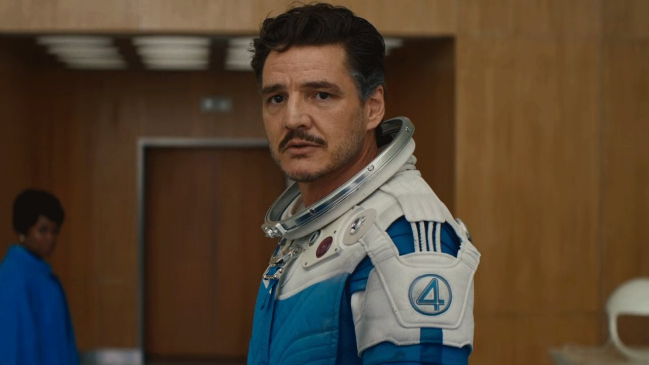 Pedro Pascal nel ruolo di Mr. Fantastic in I Fantastici 4 - Gli inizi
