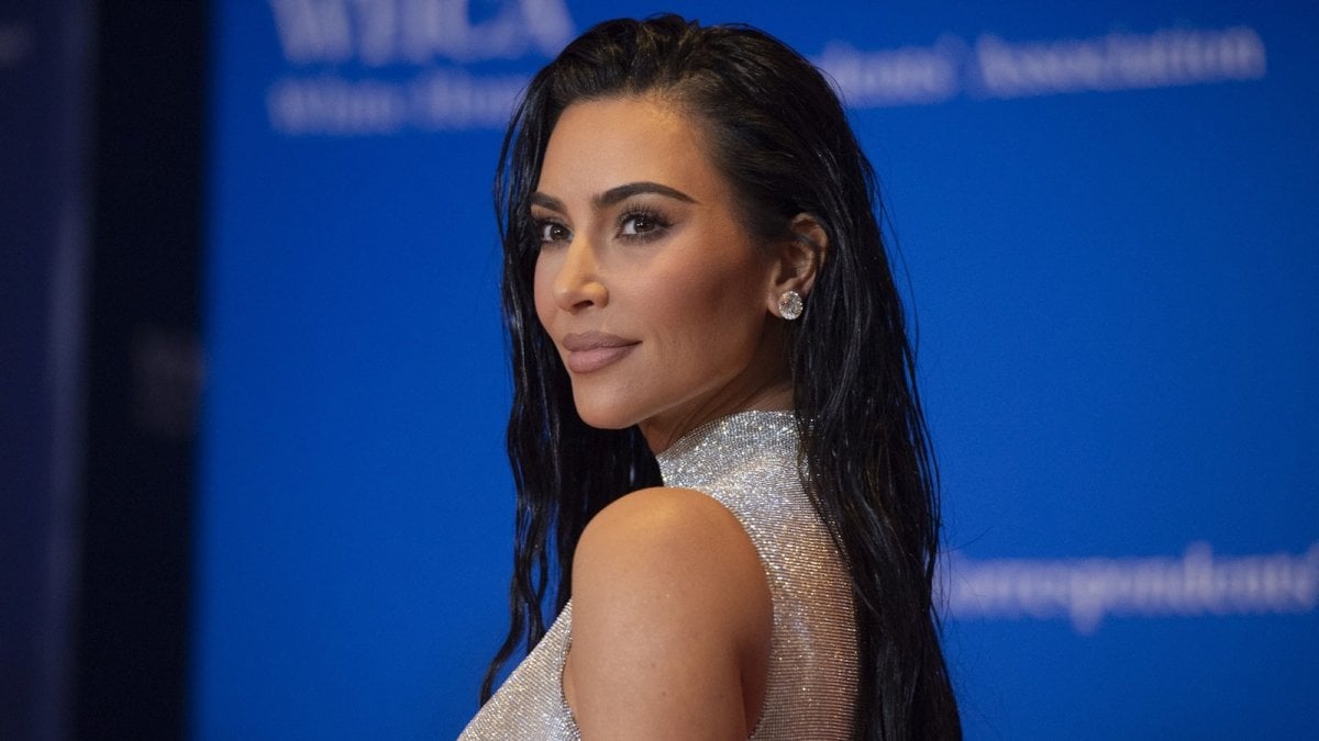 kim kardashian sar224 produttrice e protagonista del film live action ispirato alle bratz