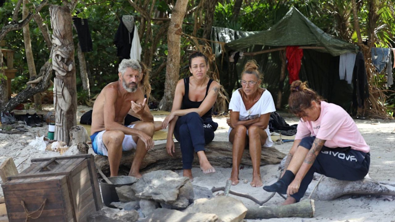 Omar, Teresanna, Patrizia e Cristina sulla Playa