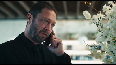 The Bear 4 Ebon Moss Bachrach