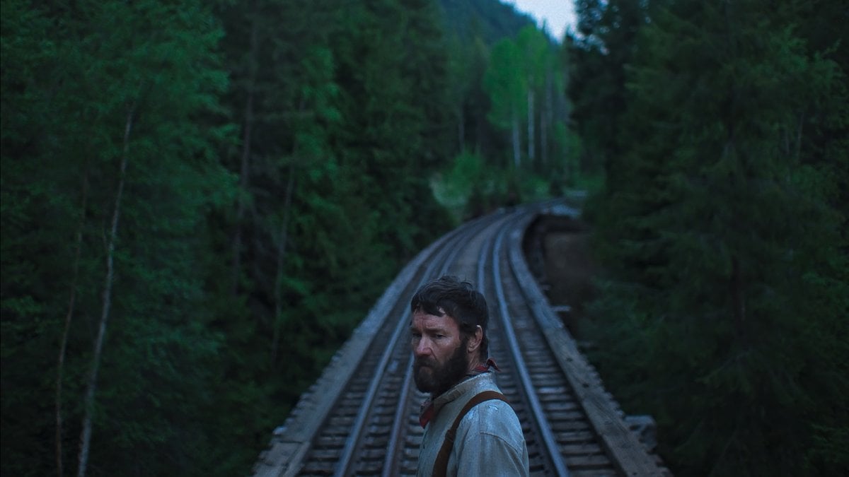 Train Dreams: Netflix annuncia la data di uscita del film con Joel Edgerton e Felicity Jones Train Dreams: Netflix annuncia la data di uscita del film con Joel Edgerton e Felicity Jones