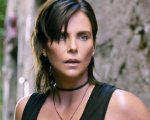 Charlize Theron: 'Il mio mullet in The Old Guard 2 ha fatto piangere a dirotto mia figlia'