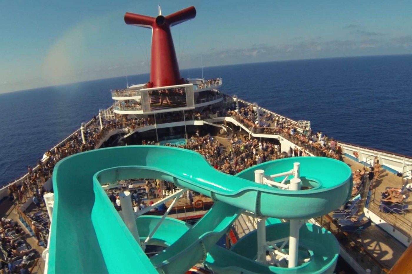 Trainwreck: Poop Cruise, la recensione del documentario Netflix su una