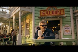 Una Famiglia Sottosopra – Trailer della commedia con Luca Argentero e Valentina Lodovini