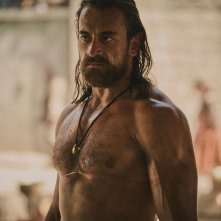 Rise of the Raven: Gellért L. Kádár a torso nudo