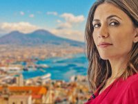 Da Sara - La donna nell'ombra a Mina Settembre, da Pizzofalcone a Ricciardi: la Napoli di Maurizio De Giovanni