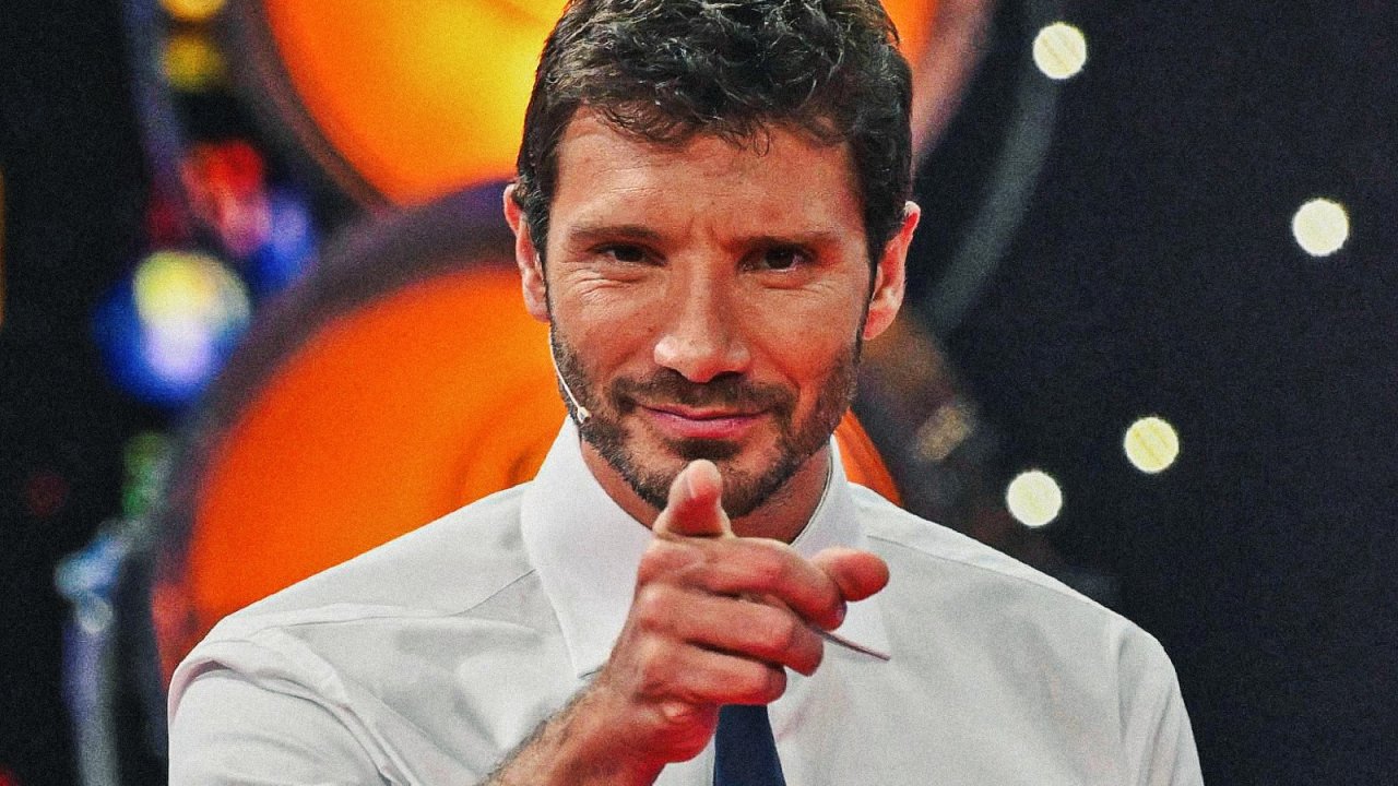 Stefano De Martino conduce Affari Tuoi su Rai1