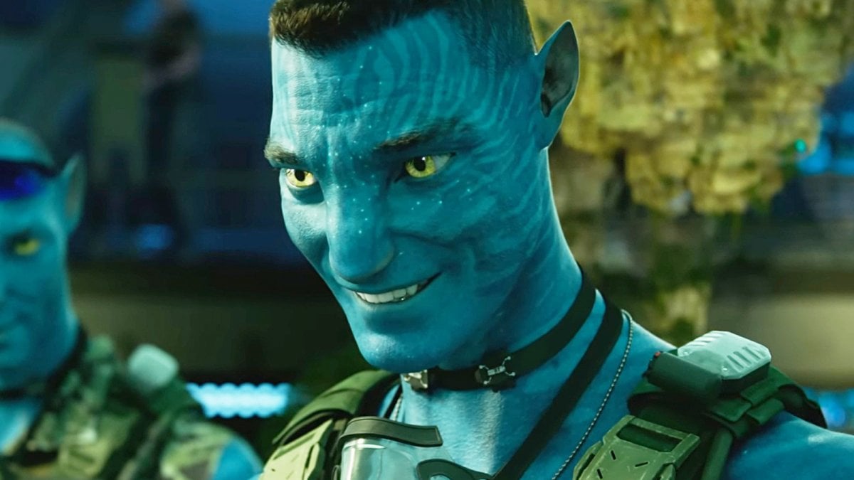 Avatar: Fuoco e Cenere, la nuova foto ufficiale svela Quaritch e Spider insieme Avatar: Fuoco e Cenere, la nuova foto ufficiale svela Quaritch e Spider insieme