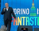 Torino is Fantastic stasera su Canale 5: conduttori, ospiti e scaletta della grande festa musicale