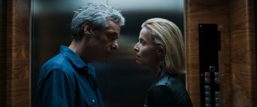 Suspicious Minds Francesco Colella Thekla Reuten Scena