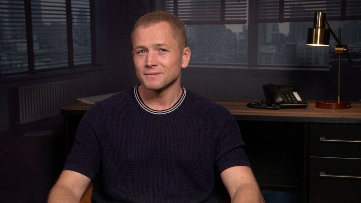 Smoke, Taron Egerton: "Essere produttore non cambia il mio status sul set. Io villain per un cinecomic? Forse" Smoke, Taron Egerton: "Essere produttore non cambia il mio status sul set. Io villain per un cinecomic? Forse"