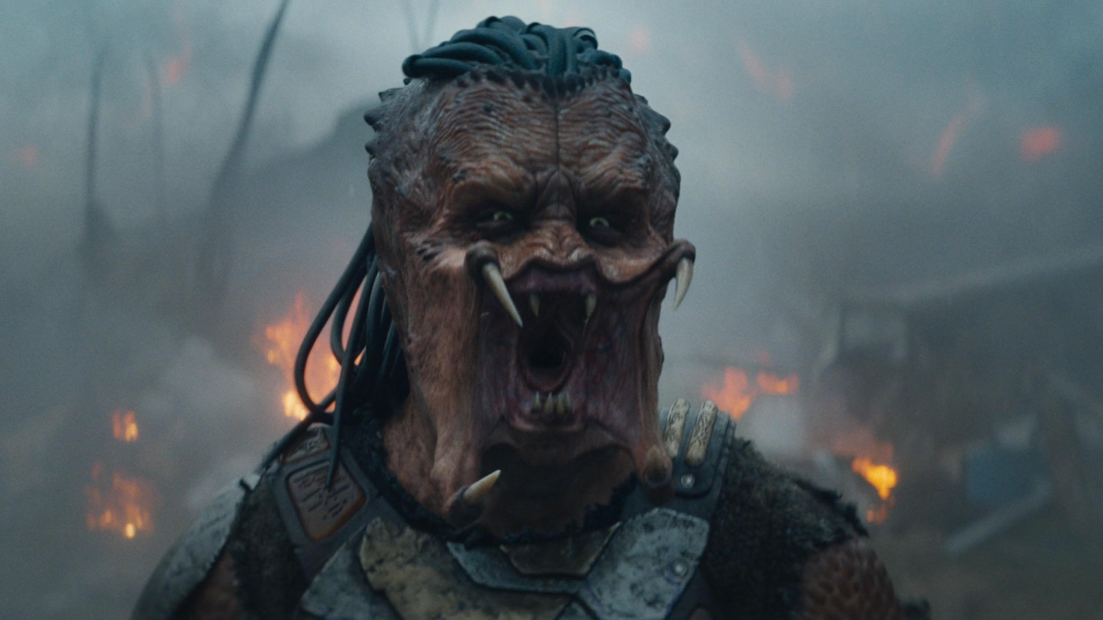 Predator: Badlands, la creatura in una scena del trailer