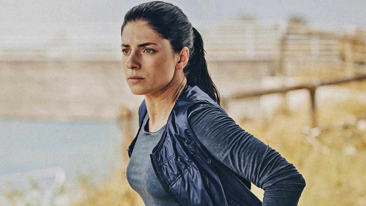 Maria Chiara Giannetta nella serie Rosa Elettrica