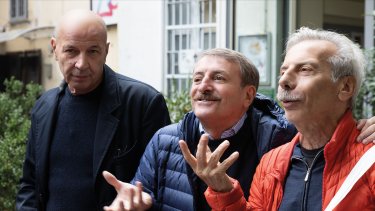 Attitudini Nessuna