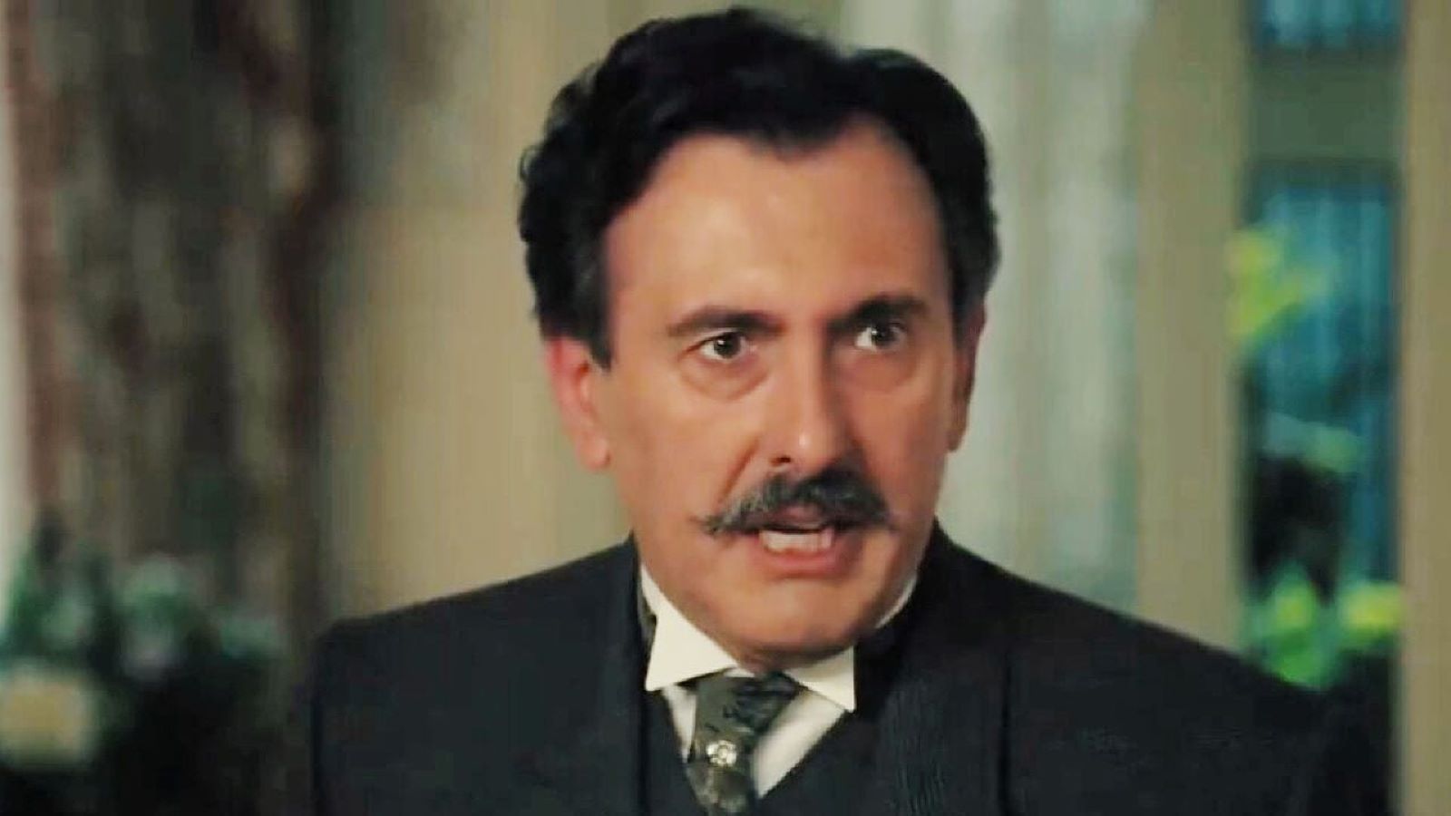 Ayala  interpretato da Miquel García Borda