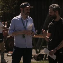 Craig Mazin e Neil Druckmann sul set di The Last of Us 2