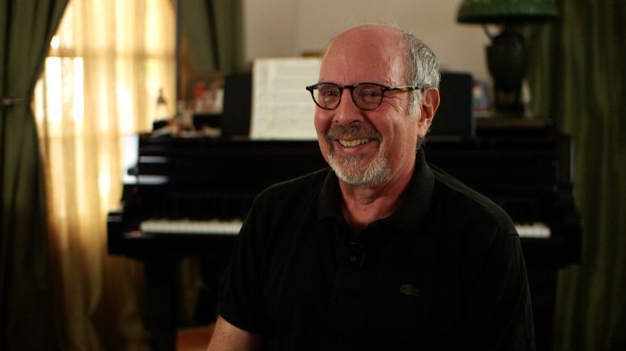 Mark Snow, compositore del tema musicale di X-Files, è morto a 78 anni