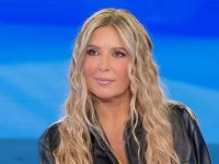 Selvaggia Lucarelli smaschera i tradimenti di Cruciani: 'Ho letto i messaggi....'