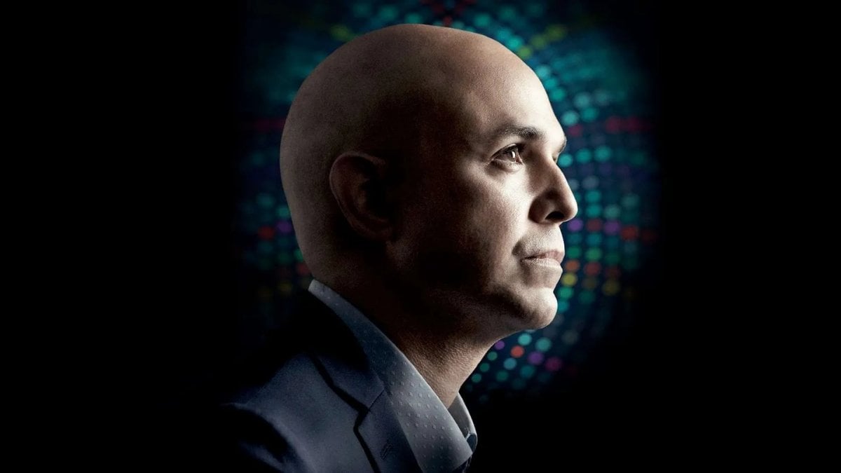 Bezos La storia di un genio, la recensione: un biopic dimenticabile su Mr. Amazon Bezos La storia di un genio, la recensione: un biopic dimenticabile su Mr. Amazon