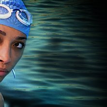 Nuotando nella follia: un'immagine promozionale