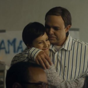 Bezos: La storia di un genio: una scena romantica